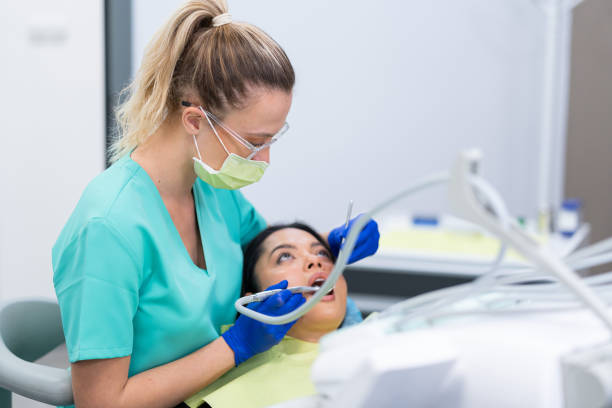 Best Emergency Tooth Extraction in Bradley, IL